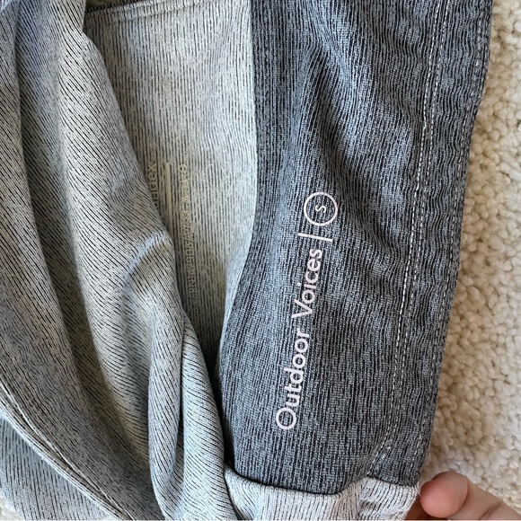 Outdoor Voices V-back Gray Bra top - Picture 3 of 3